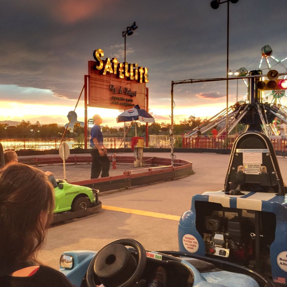 Lakeside Amusement Park - Race cars - Amusement Parks Near Me - Denver, Colorado Lakeside Amusement Park - Race cars - Amusement Parks Near Me - Denver, Colorado