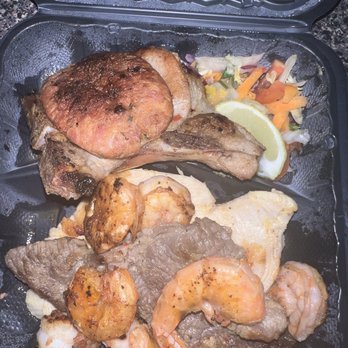 La Taverna Ecuatoriana - Bandeja la Taverna - Latin American Near Me - Baltimore, Maryland