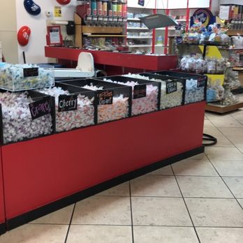 Wee-R-Sweetz - Salt water taffy - Candy Stores Near Me - Myrtle Beach, South Carolina Wee-R-Sweetz - Salt water taffy - Candy Stores Near Me - Myrtle Beach, South Carolina