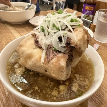 Lotus & Light - Bone marrow noodle soup - Vietnamese Near Me - Burbank, California