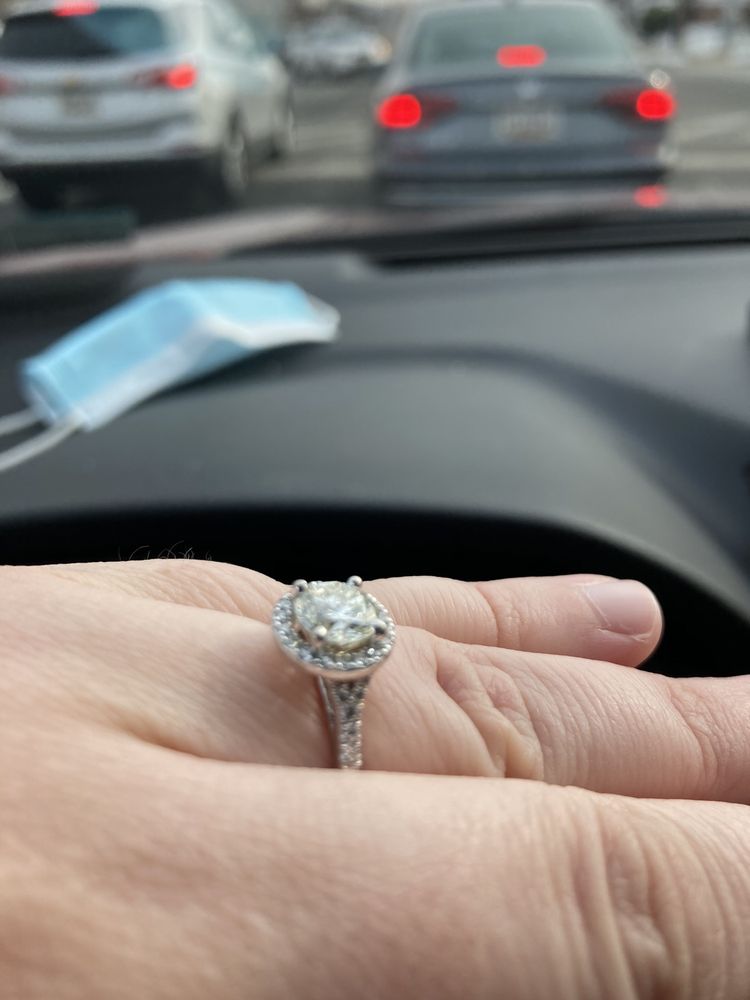 ARAS JEWELERS Updated August 2024 49 Photos & 28 Reviews 1522