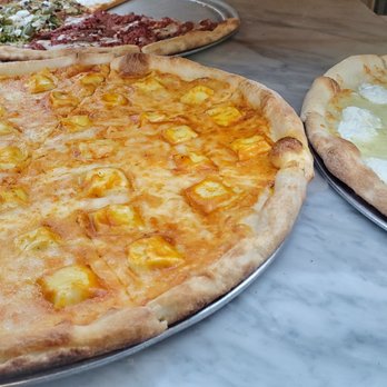 Rosa's Pizza - Pizza Near Me - Brooklyn, New York Rosa's Pizza - Pizza Near Me - Brooklyn, New York