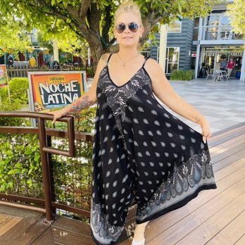 Four Vedas - Summer jumper - Women's Clothing Near Me - Las Vegas, Nevada Four Vedas - Summer jumper - Women's Clothing Near Me - Las Vegas, Nevada