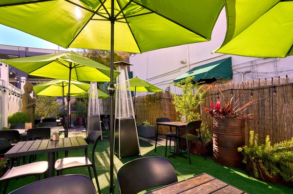 Hugo's West Hollywood by null