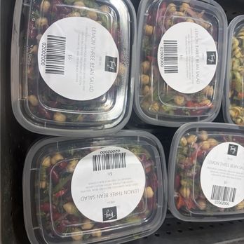 Tray DTLA - Three Bean Salad - Cafeteria Near Me - Los Angeles, California Tray DTLA - Three Bean Salad - Cafeteria Near Me - Los Angeles, California