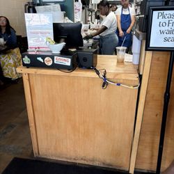 Season - Front counter