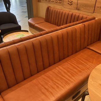Starbucks - New sofa seating - Coffee & Tea Near Me - Honolulu, Hawaii Starbucks - New sofa seating - Coffee & Tea Near Me - Honolulu, Hawaii