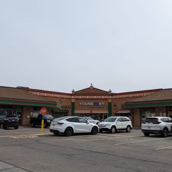 The Star Fastfood - Parking - Fast Food Near Me - Mississauga, Ontario The Star Fastfood - Parking - Fast Food Near Me - Mississauga, Ontario