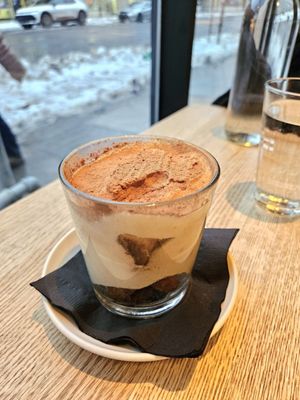 Heirloom Vin & Pizza by null