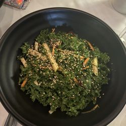 T BAR - Kale Salad