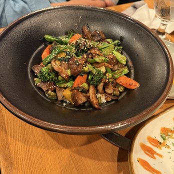 Martiniz Fresko Kitchen - Steak Bowl - American Near Me - Norco, California