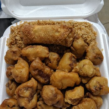 Lucky Kitchen - Chinese Near Me - Westland, Michigan