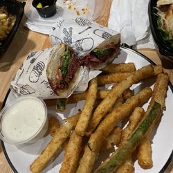 Fantastic Cafe Aka Burger City - Pastrami and zucchini