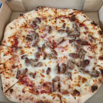 Johnson’s Landing - Sausage pizza - Breweries Near Me - Hamburg, New York