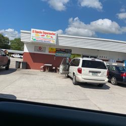 El Rancho Supermarket