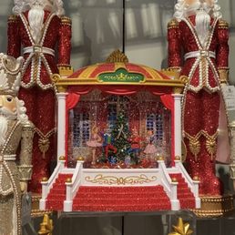 Beautiful nutcrackers and Nutcracker themed accessories