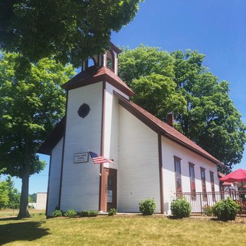 Peninsula Cellars - The schoolhouse and all of it's charm - Wine Tasting Room Near Me - Traverse City, Michigan