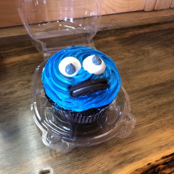Blue Moon Bakery - So cute! - Bakeries Near Me - Silverthorne, Colorado
