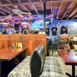 Art's Bar and Grill