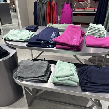 Savage X Fenty - Sweatpants - Women's Clothing Near Me - Braintree, Massachusetts