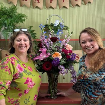 Albert's Florist - Kim made this amazing Valentines Day arrangement today.... My husband got a lot of points for giving me this one!!! - Florists Near Me - San Luis Obispo, California Albert's Florist - Kim made this amazing Valentines Day arrangement today.... My husband got a lot of points for giving me this one!!! - Florists Near Me - San Luis Obispo, California