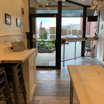 SoBoL - Inside the store - Juice Bars & Smoothies Near Me - Bayside, New York