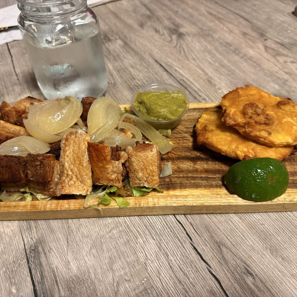 Chico's Restaurant - Chicos Bon - Cuban Near Me - Hialeah, Florida