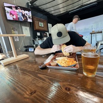 Dogleg Brewing Company - Enjoying Nono's Bbq & Dogleg's Compadre. - Breweries Near Me - Vista, California