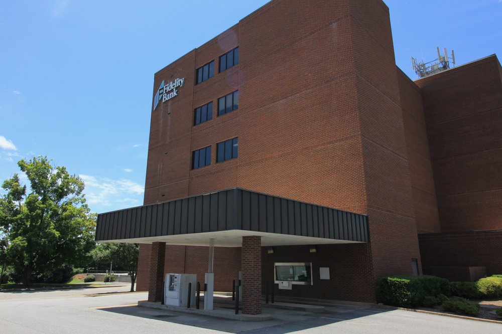 FIDELITY BANK Updated September 2024 231 E Church St, Martinsville