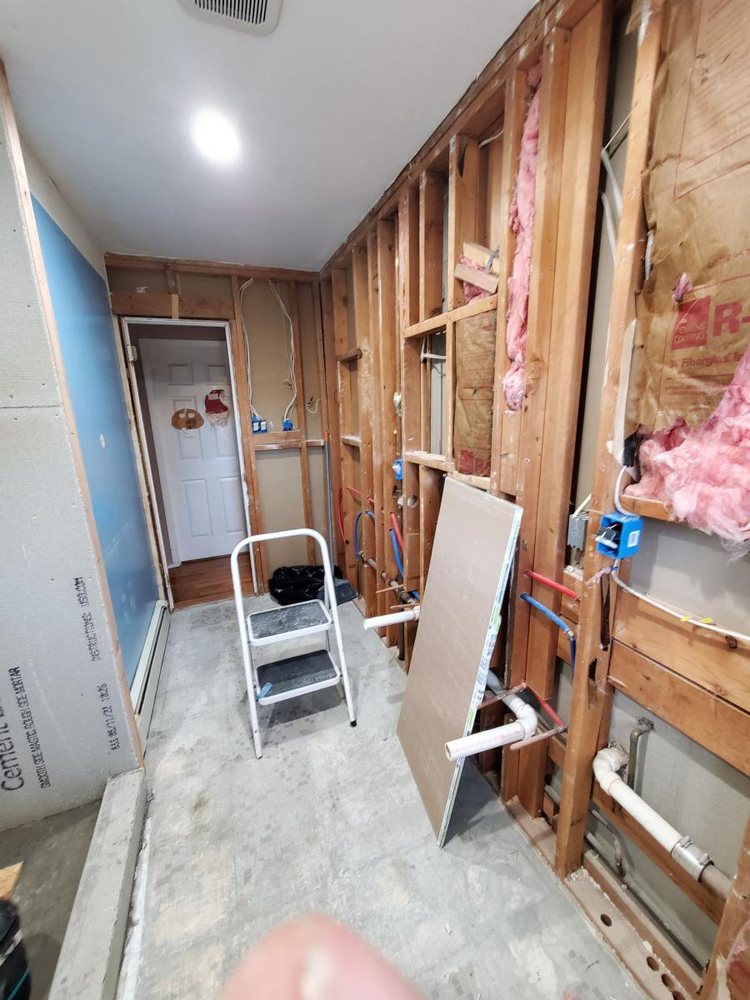 Slide of Supreme Construccion