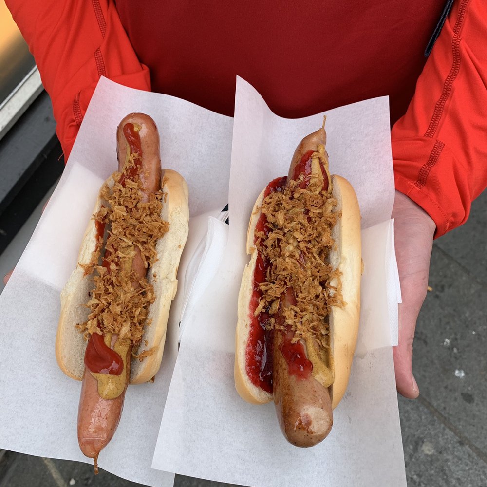 Trekroneren - #1 and #6 with 'traditional' toppings - Hot Dogs Near Me - Bergen, 12 Trekroneren - #1 and #6 with 'traditional' toppings - Hot Dogs Near Me - Bergen, 12