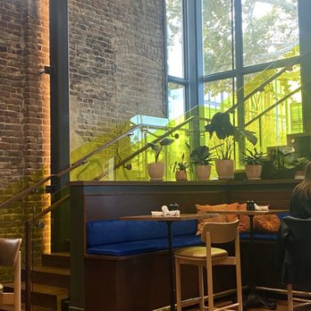 Good Neighbor - Aesthetically pleasing corner of the restaurant - American Near Me - Sacramento, California