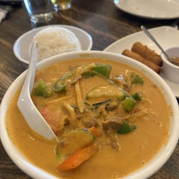 SKEWERED THAI - Updated April 2025 - 390 Photos & 521 Reviews - 575 S ...