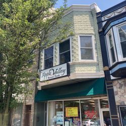 Apple Valley Natural Foods