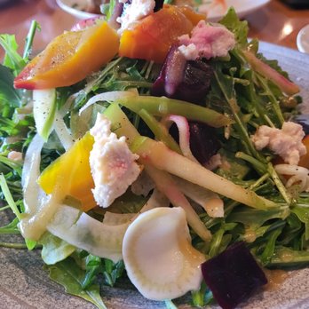 Vegan & Vine - Beet and arugula salad - Vegan Near Me - Phoenix, Arizona Vegan & Vine - Beet and arugula salad - Vegan Near Me - Phoenix, Arizona