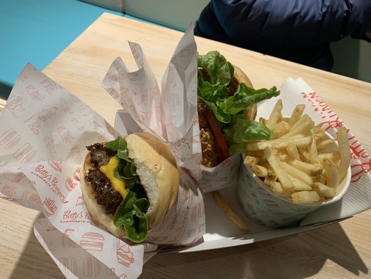 Betty's Burgers by null