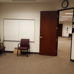 Heritage Oaks Hospital - Heritage Oaks West Group Room