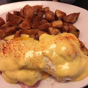 Silver Diner - Eggs benedict - Diners Near Me - Reston, Virginia Silver Diner - Eggs benedict - Diners Near Me - Reston, Virginia