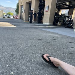 Jiffy Lube - Lazy employees