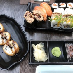 Aiko - lecker Sushi, eingelegten Ingwer, Wassbi, Sweet Chili