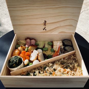 Hayato - Beautifully presented bento box - Japanese Near Me - Los Angeles, California