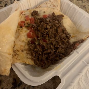 Taquiza Limon - Carne asada quesadilla but ground beef - Mexican Near Me - Brentwood, California Taquiza Limon - Carne asada quesadilla but ground beef - Mexican Near Me - Brentwood, California