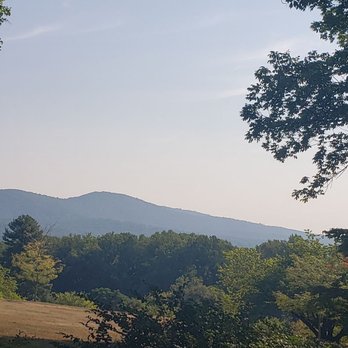 Thomas Jefferson's Monticello - Landmarks & Historical Buildings Near Me - Charlottesville, Virginia
