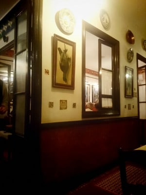 Taberna Salinas by null