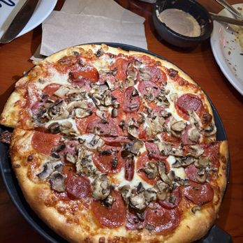 Moose's Tooth - The Classic - Pizza Near Me - Anchorage, Alaska
