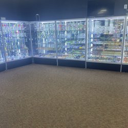 Tobacconist - Diversity of glasses selection