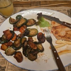 La Choza - Bad customer service and soggy greasy grilled veg!