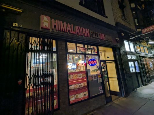 Himalayan Pizza & Momo by null