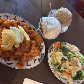 Great Village Chinese Restaurant - Orange chicken - Chinese Near Me - Tucson, Arizona