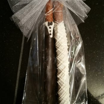 Sassy's Cafe & Bakery - Bride and groom pretzel rod's :) Made and packaged perfectly. A huge hit at the wedding! - Bakeries Near Me - Mesa, Arizona Sassy's Cafe & Bakery - Bride and groom pretzel rod's :) Made and packaged perfectly. A huge hit at the wedding! - Bakeries Near Me - Mesa, Arizona